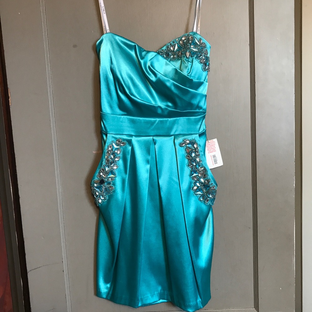 Fun Formal. Pretty blue. BRAND NEW!